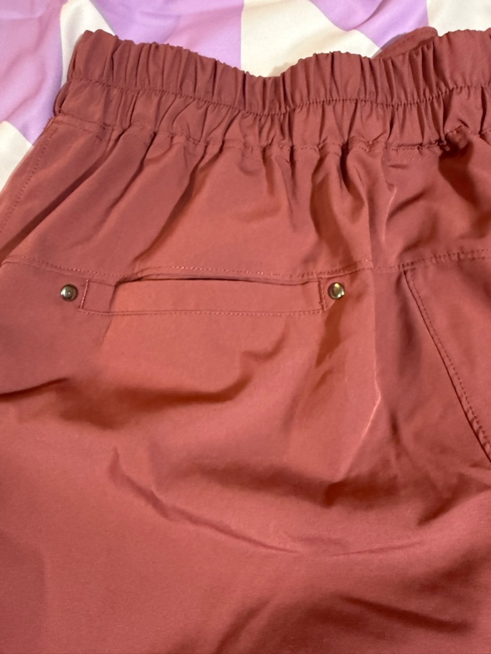 Mondetta Outdoor Project Women's Cuffed Tech Shorts Medium - Picture 7 of 8